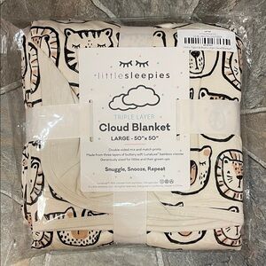 Little Sleepies Triple Layer Blanket - Cream with Animal Design